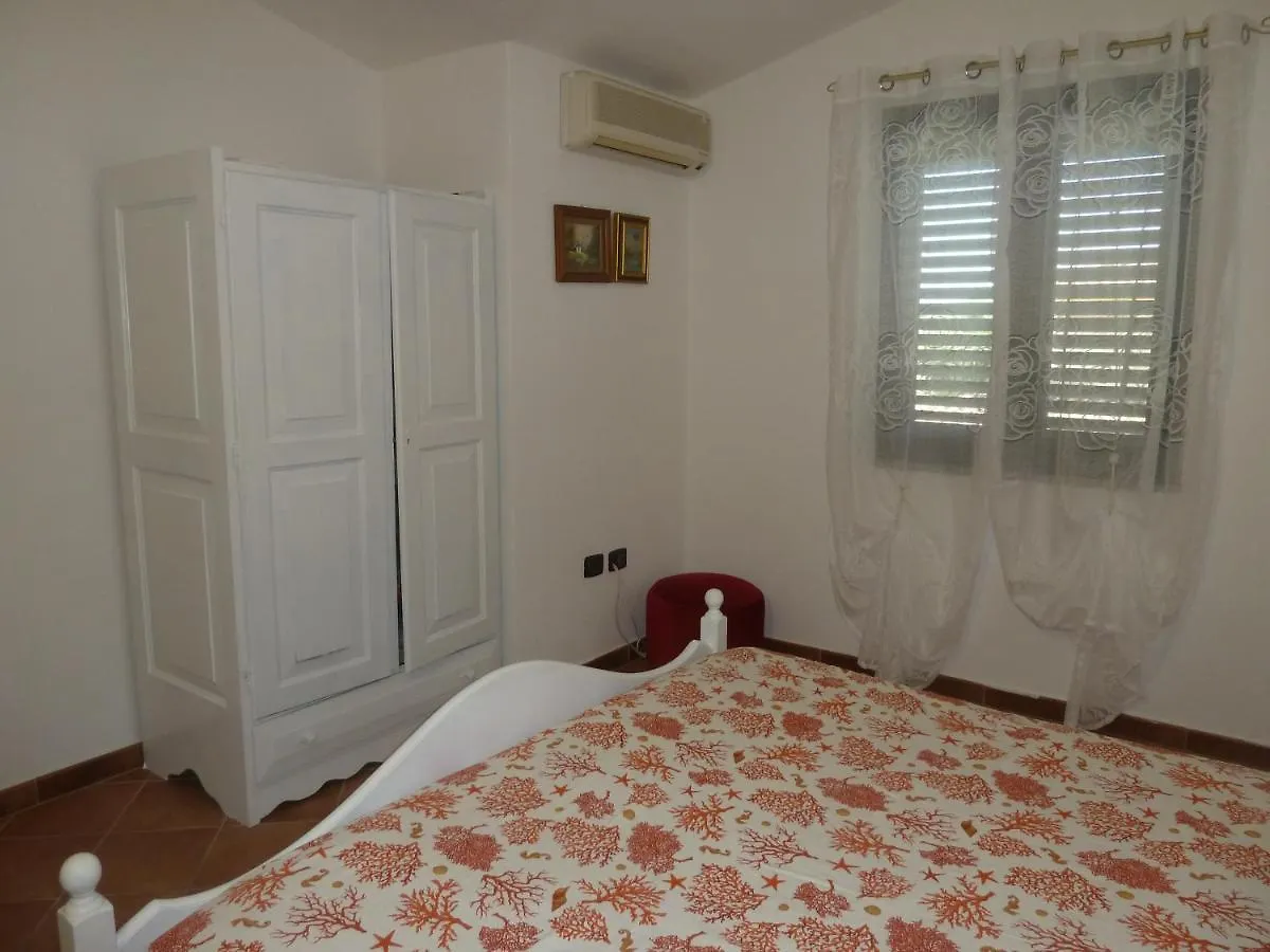 Casa Emmali A Tortoli 600 Mt Dal Mare Apartamento Àrbatax Itália